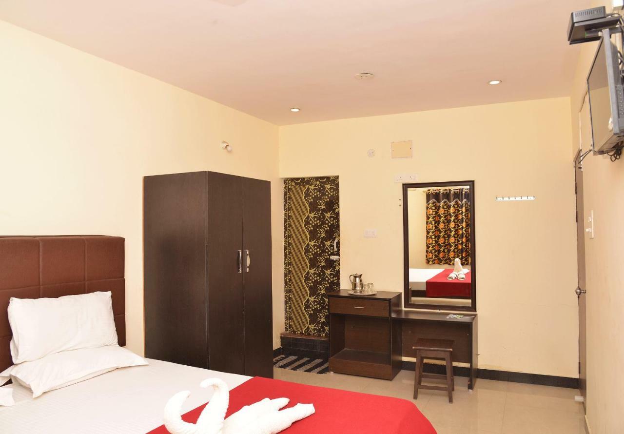 Krish Residency Hotel Madurai Ngoại thất bức ảnh